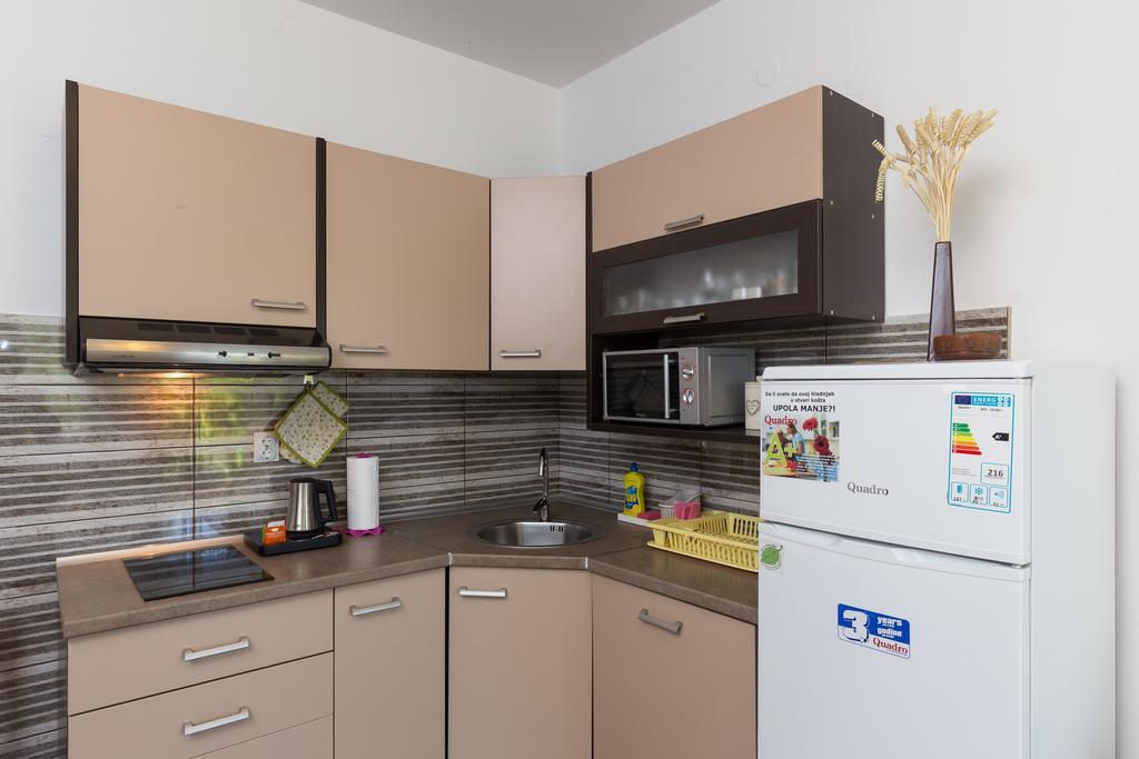 מליני Apartments Olive מראה חיצוני תמונה